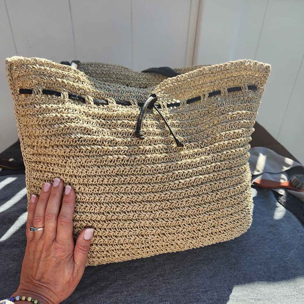 Eddie Bauer Natural Woven Tote - Picture 2 of 11